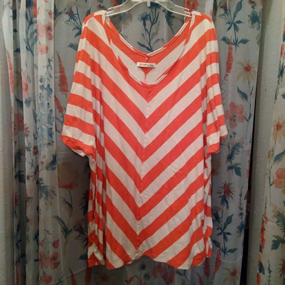 Old Navy Tops - Old Navy Orange/White V Striped Shirt